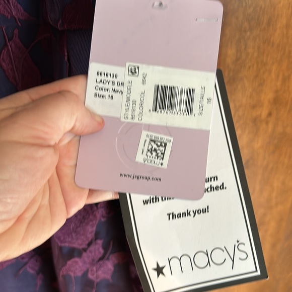 NWT JS Collection women’s embroidered boat-neck mesh dress in beautiful purple - Picture 5 of 8